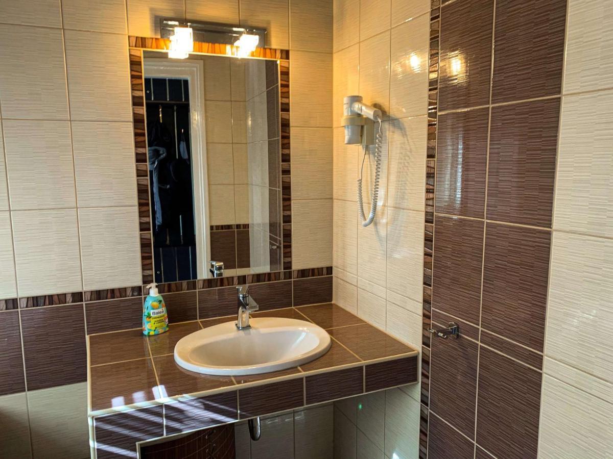 Origo Vendeghaz 2 Apartment Sarospatak Bagian luar foto