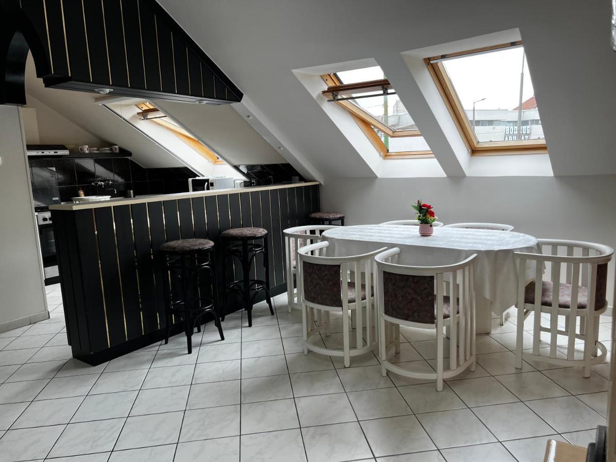 Origo Vendeghaz 2 Apartment Sarospatak Bagian luar foto